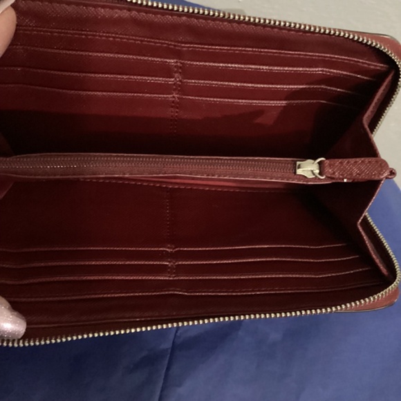 Coach Double Zip Bleecker Wallet - Picture 9 of 10